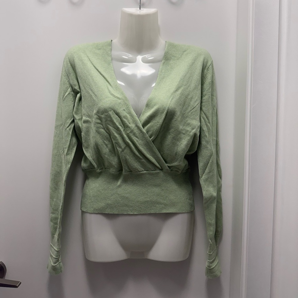 BNWT Lululemon Crossover Ribbed Waist Sweater Size 4